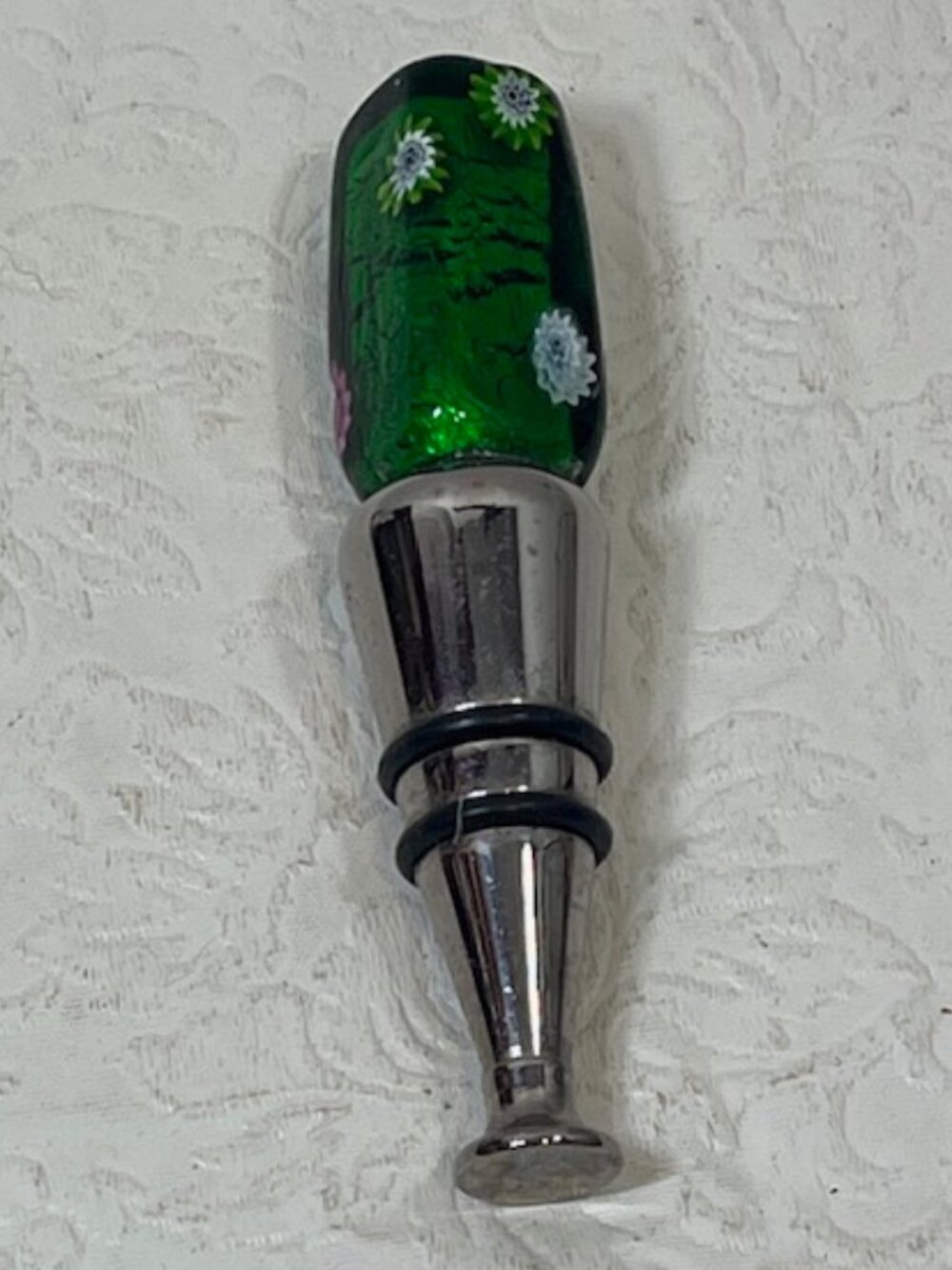 VTG Handmade Murano style Wine Bottle Stopper Green Glass Floral Metal End 4"